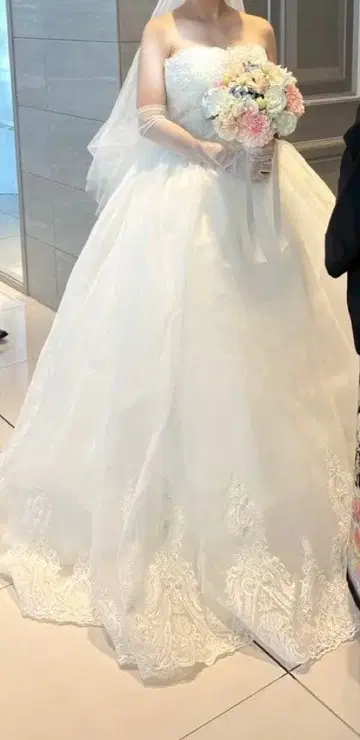 A라인 웨딩 드레스 화이트