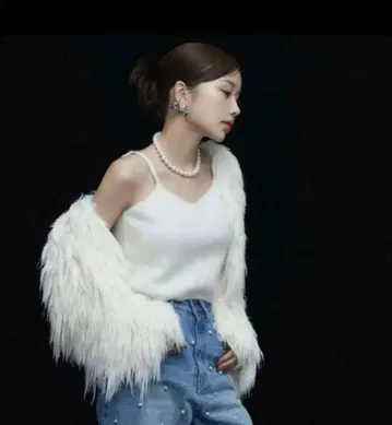 거의 새상품 eimy istoire 퍼 니트 가디건 에이미 이스트 월