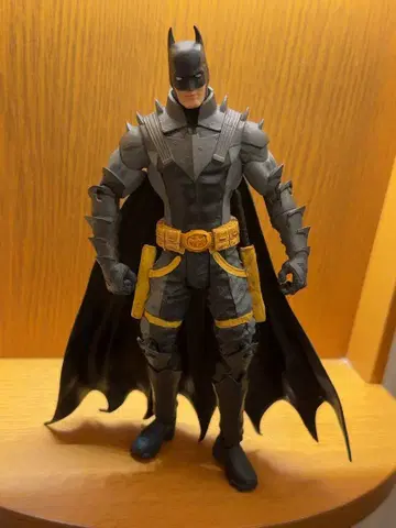 DC스 어스2 배트맨 NEW52