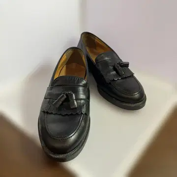 T2511-2003 리갈 가죽 프린지 로퍼 26.5cm