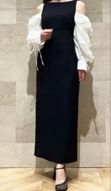 snidel 스나이델 쇼스킨 원피스