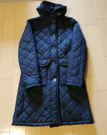 매킨토시 퀼팅 보아 자켓 XS 사이즈 네이비
