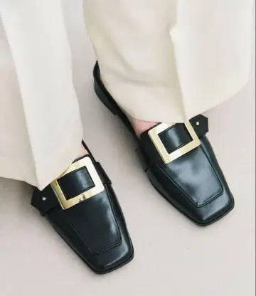 LE TALON 블랙 로퍼