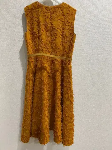 [ 질스튜어트 ] 머스타드 슬리브리스 원피스