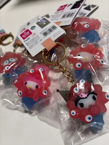 산리오 미야쿠미야쿠 변신 마스코트 키링 클리어 7종 컴플리트