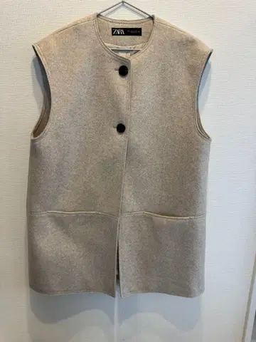 [ 컨디션 최상 ] ZARA 베이지 슬리브리스 베스트 M