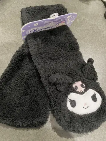 쿠로미 KUROMI 캐릭터 복슬복슬 머플러 미사용 새상품, 택 포함