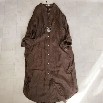 FRAMeWORK 밴드 카라 린넨 셔츠 원피스/브라운