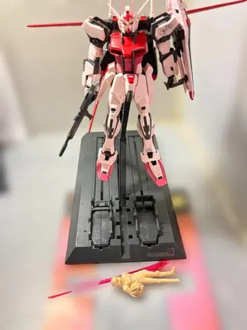 MG 기동전사 건담 SEED 1/100 스트라이크 루즈 완성품