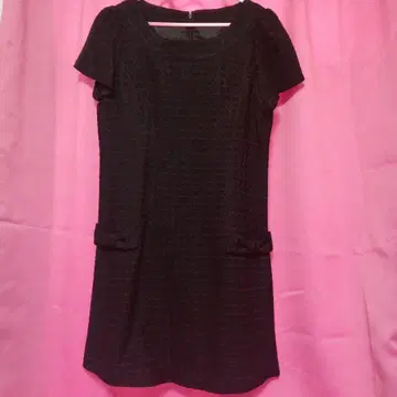 리본 포함 블랙 반팔 미니 원피스