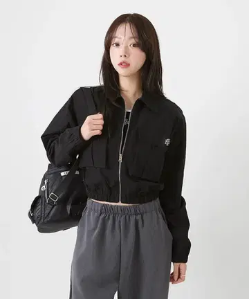 Logo two-pocket banding crop jacket