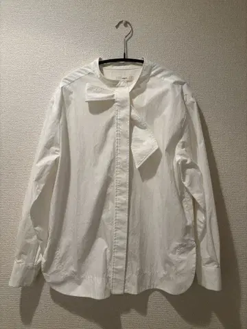 Yori 화이트 리본 타이 블라우스 36 사이즈