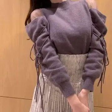 SNIDEL 시스루 숄더 니트 풀오버