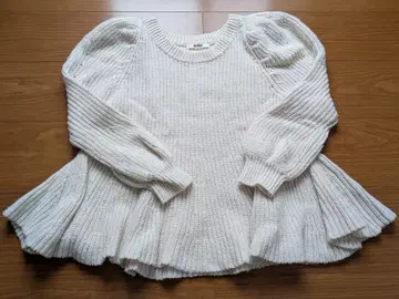 snidel 아이보리 플레어 니트 스웨터