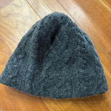 mature ha. 다크 그레이 니트 모자