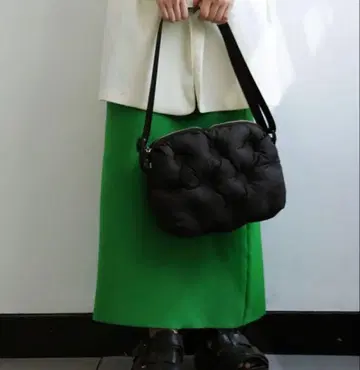 안티카 퀼팅 숄더백 블랙