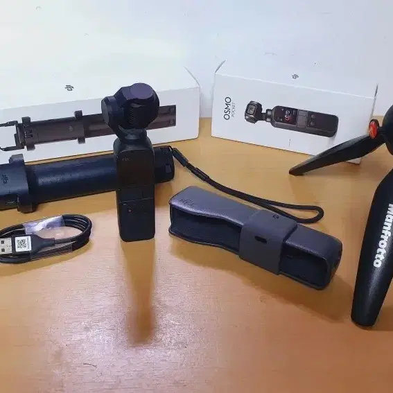 Dji 오즈모 포켓 1 + 맨프로토 삼각대