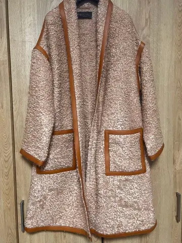 이탈리아에서 구매한 여성 패션쇼