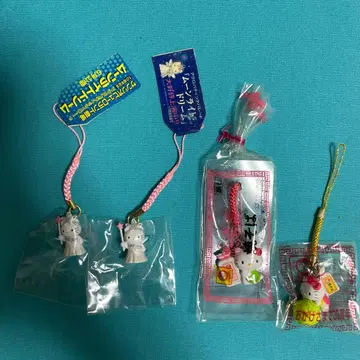 산리오 헬로키티 문라이트 드림 야키소바 스트랩 세트