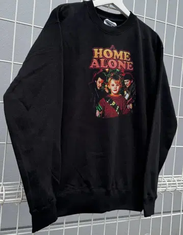 홈 어론 Home Alone 크리스마스 트레이닝복 맨투맨