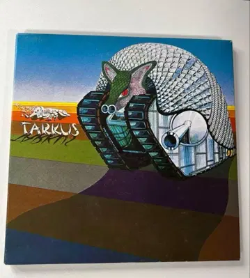 Tarkus - Emerson, Lake & Palmer 종이 재킷