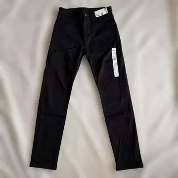 [새상품] UNIQLO 울트라 스트레치 데님 스키니 청바지 블랙