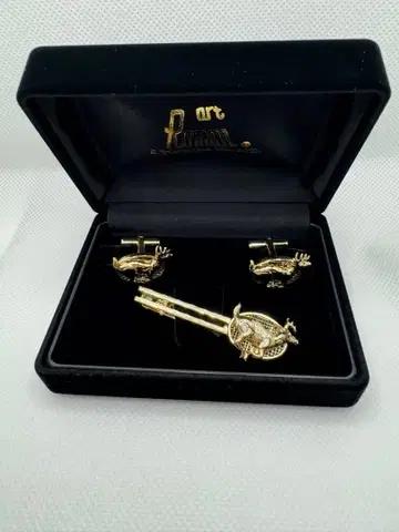 [ 요시다 사부로 상점 ] 커프스 타이핀 세트 사슴 골드