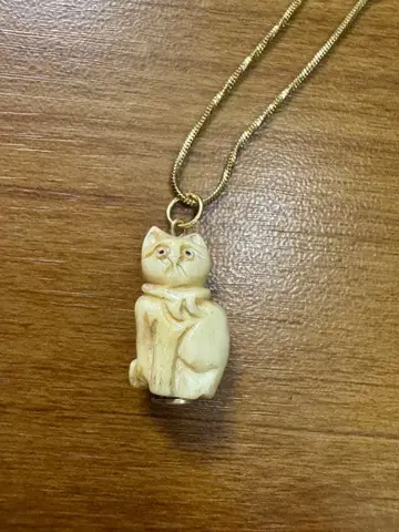 고양이 조각 목걸이 KGR 각인