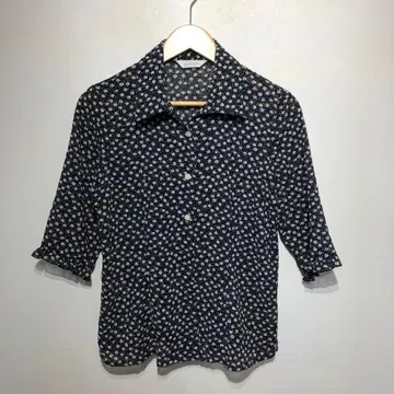 enchanter 꽃무늬 셔츠 블라우스