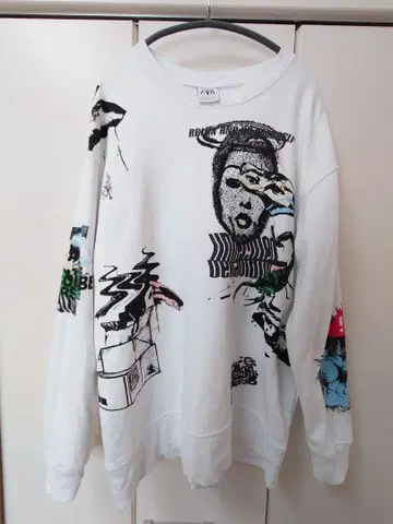 ZARA 그래픽 프린트 트레이닝복 XL 화이트