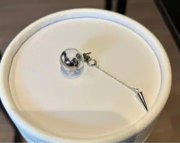 유리 볼 귀걸이 (체인 캐치)