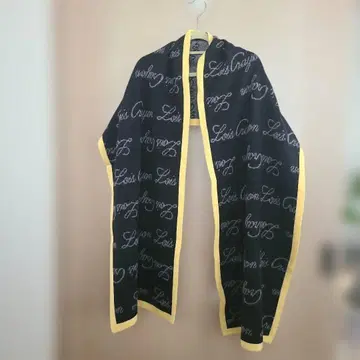 Lois CRAYON 울 머플러