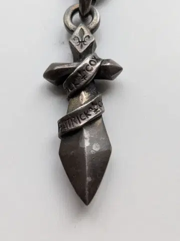 패트릭 콕스 펜던트 목걸이