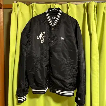 NEW ERA 뉴에라 바시티 자켓