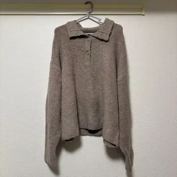 Java 클래식 엘프 하프 지퍼 카라 부착 니트