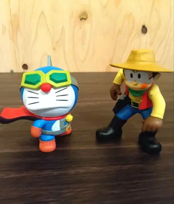 초레어 메디콤 UDF 도라에몽 우주대마신 건맨 진구 피규어