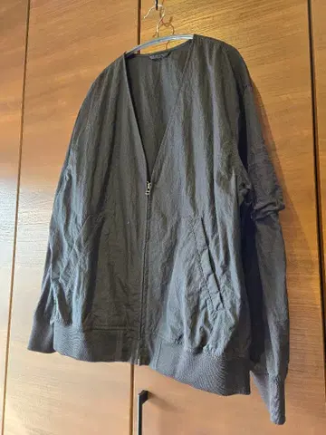 니코앤드 MA-1 V넥 아우터