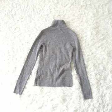 유니클로 UNIQLO 울 메리노 리브 니트 터틀넥 M 그레이