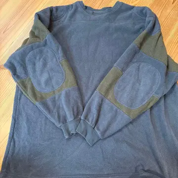 Ungrid 다크 그레이 플리스 스웨터