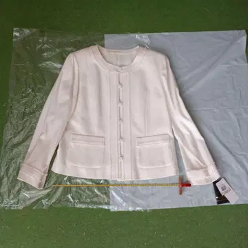레리안: 미사용 새상품, 화이트 자켓