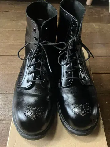 UK-11 Dr.Martens 1460 8홀 스틸