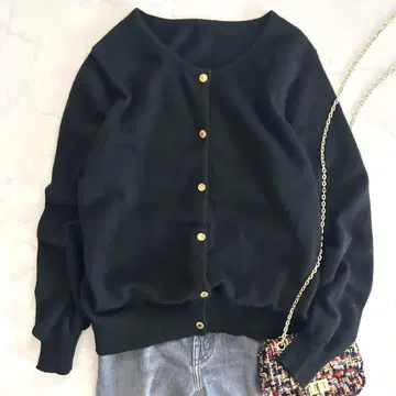 그레이스클래스 캐시미어 100% 크루넥 가디건 골드 버튼 블랙