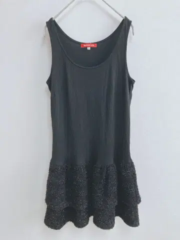 아푸와이저 리셰 도킹 튜닉 슬리브리스 2 사이즈 블랙