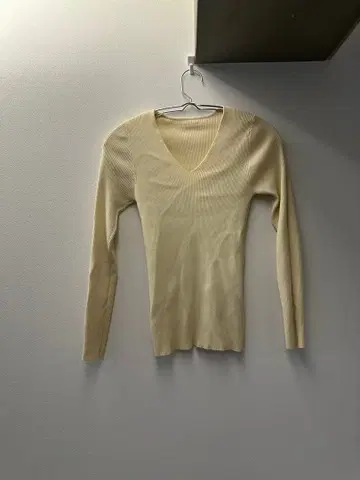 새상품 loungedress 심플 V 니트