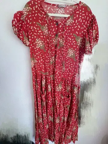 빨간색 꽃무늬 반팔 원피스 LIZLISA풍 모리걸