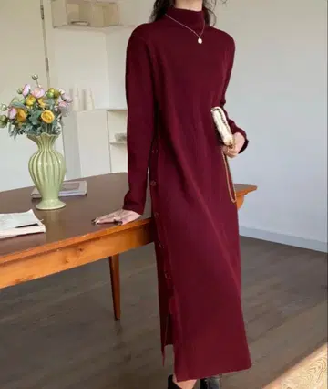 버건디 하이넥 롱 니트 원피스