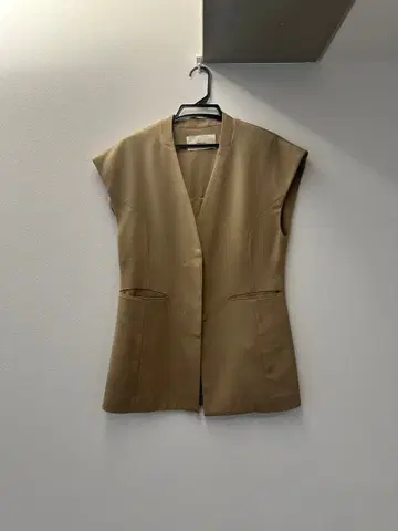 TODAYFUL 베이지 슬리브리스 베스트