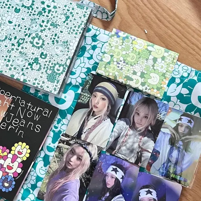 NewJeans Supernatural Haerin photocard album, Murakami Takashi NewJeans