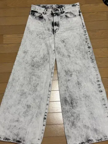 [ 론 헤르만 ] 케미컬 가공 와이드 레그 데님 팬츠