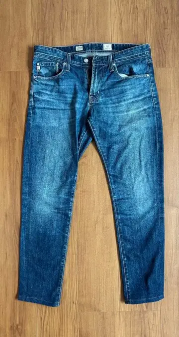 AG 테이퍼드 데님 사이즈 31